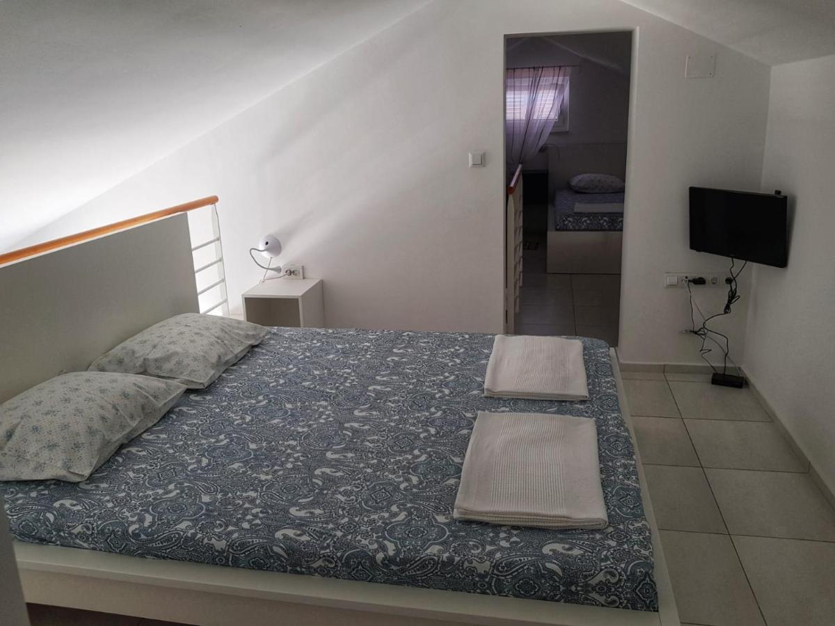 Apartmani Vrancic Mandre Kültér fotó