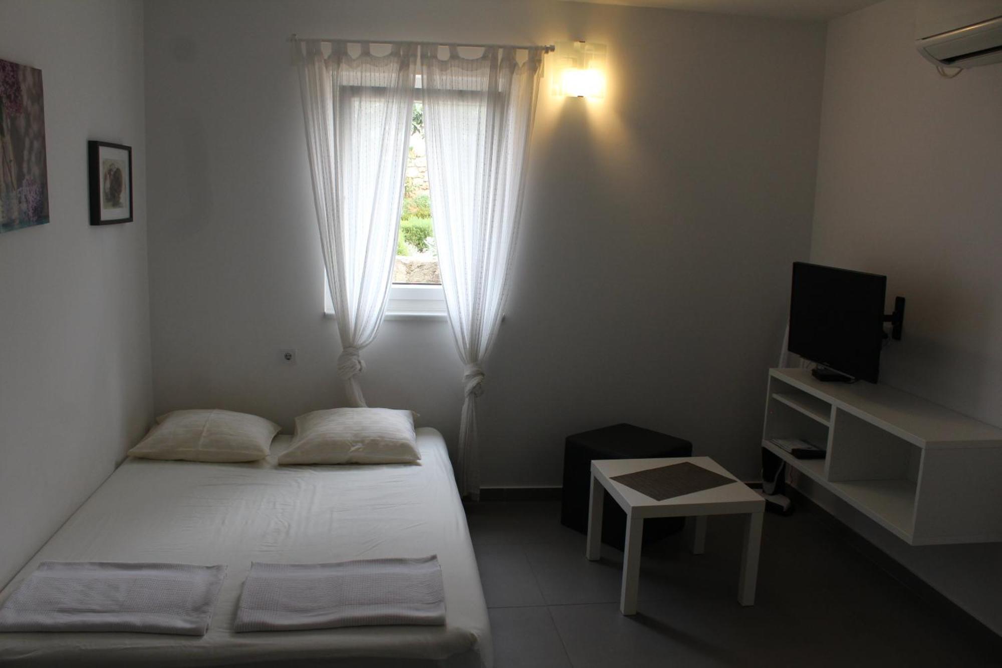 Apartmani Vrancic Mandre Kültér fotó